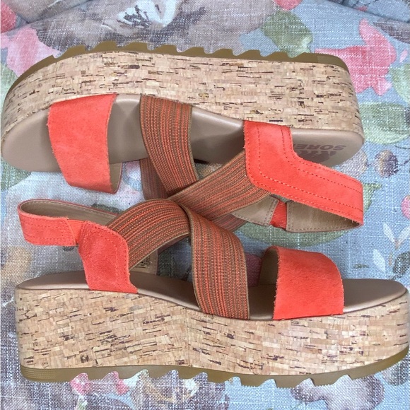 Sorel Platform Wedges Sz. 8.5 Orange Suede & Elastic Straps NWOB Fall Colors! - Picture 3 of 6